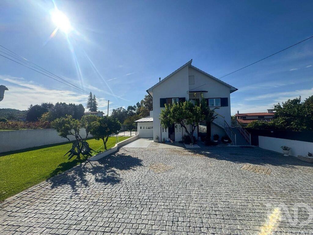 House in Ponte de Lima - Image 4