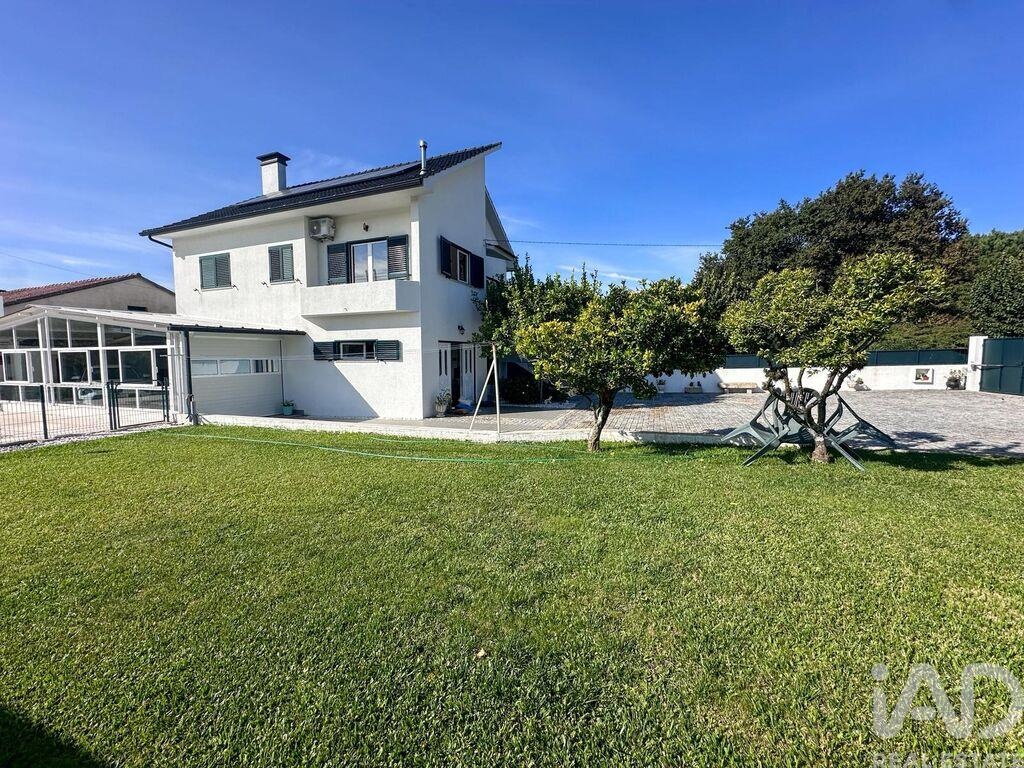 House in Ponte de Lima - Image 2