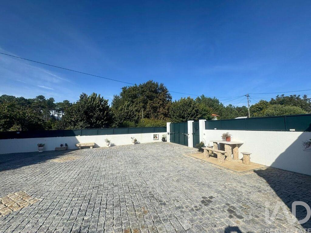 House in Ponte de Lima - Image 3