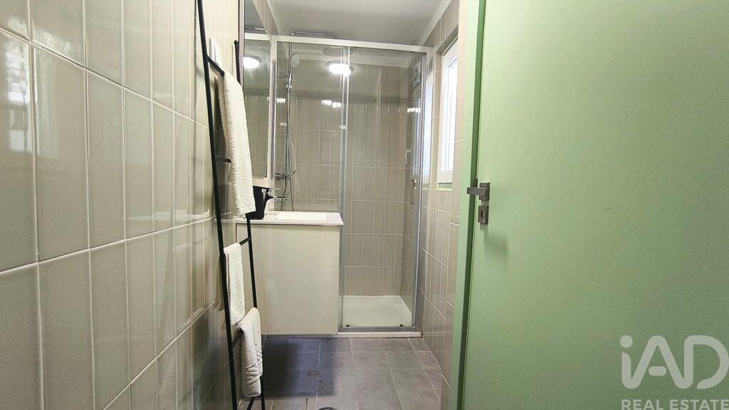 Apartment in Lisbon - Image 5