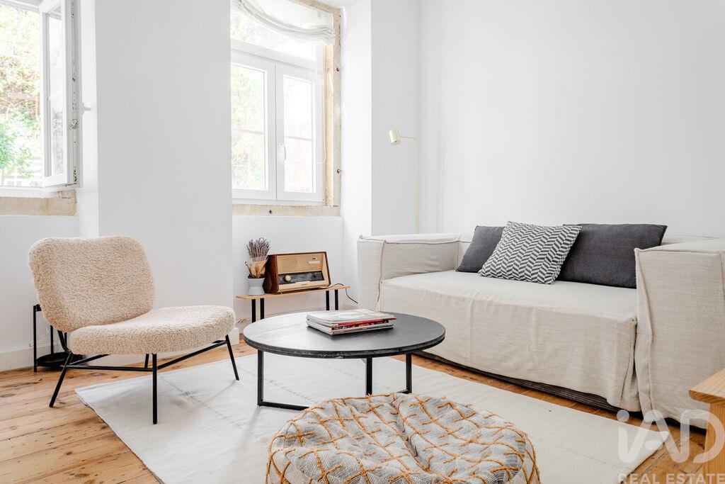 Apartment in Santa Maria Maior - Image 3