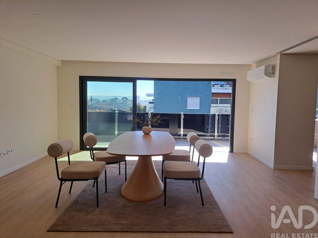 Apartment in Vila Nova de Gaia - view 1