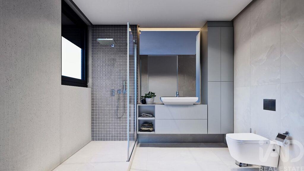 Land in Santa Maria da Feira - Image 5