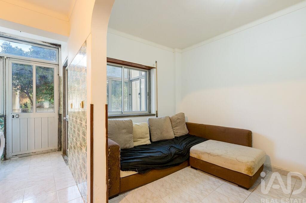 Apartment in Samora Correia - Image 5