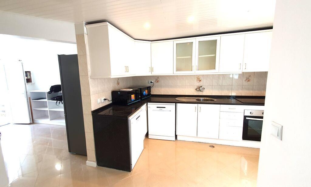 House in Ajuda - Image 3