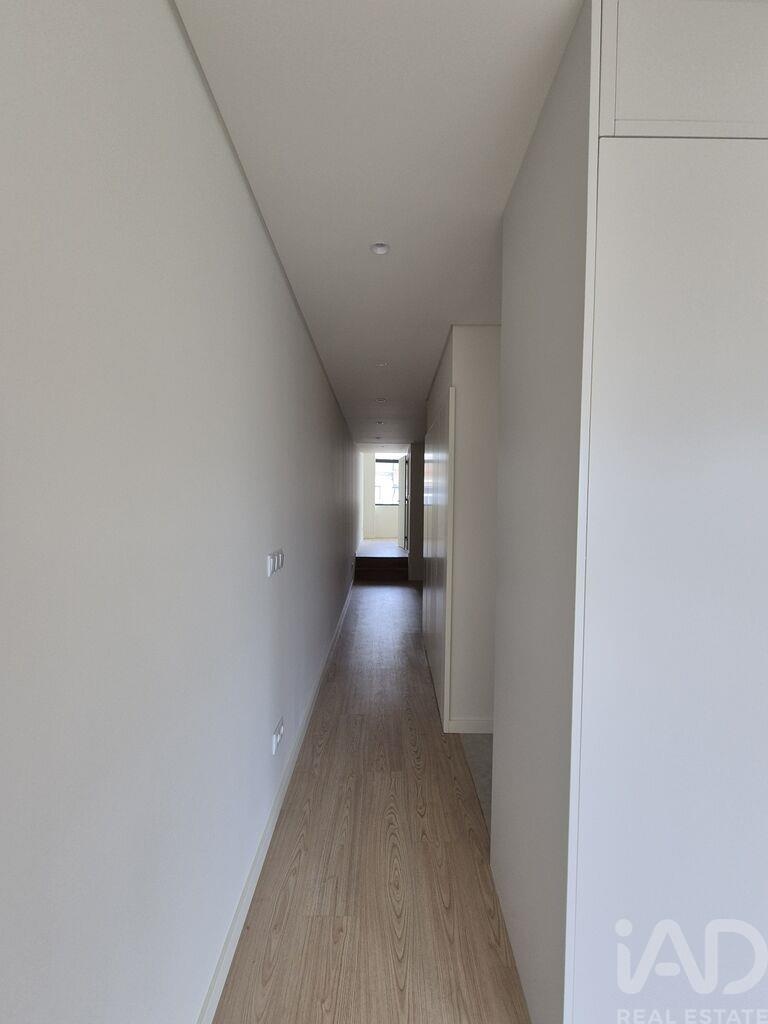 Apartment in Porto - Image 5