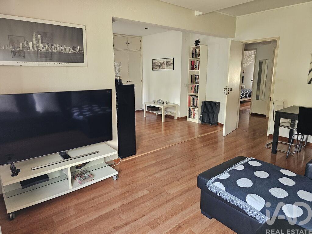 Apartment in Quarteira - view 1
