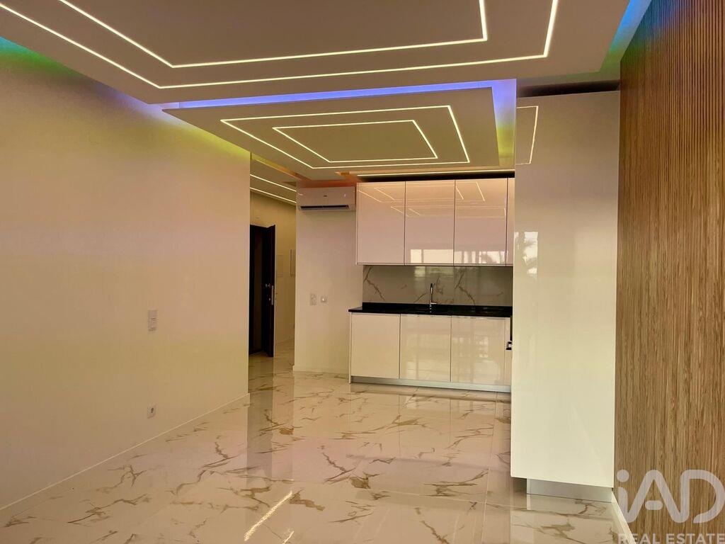 Apartment in Quarteira - view 1