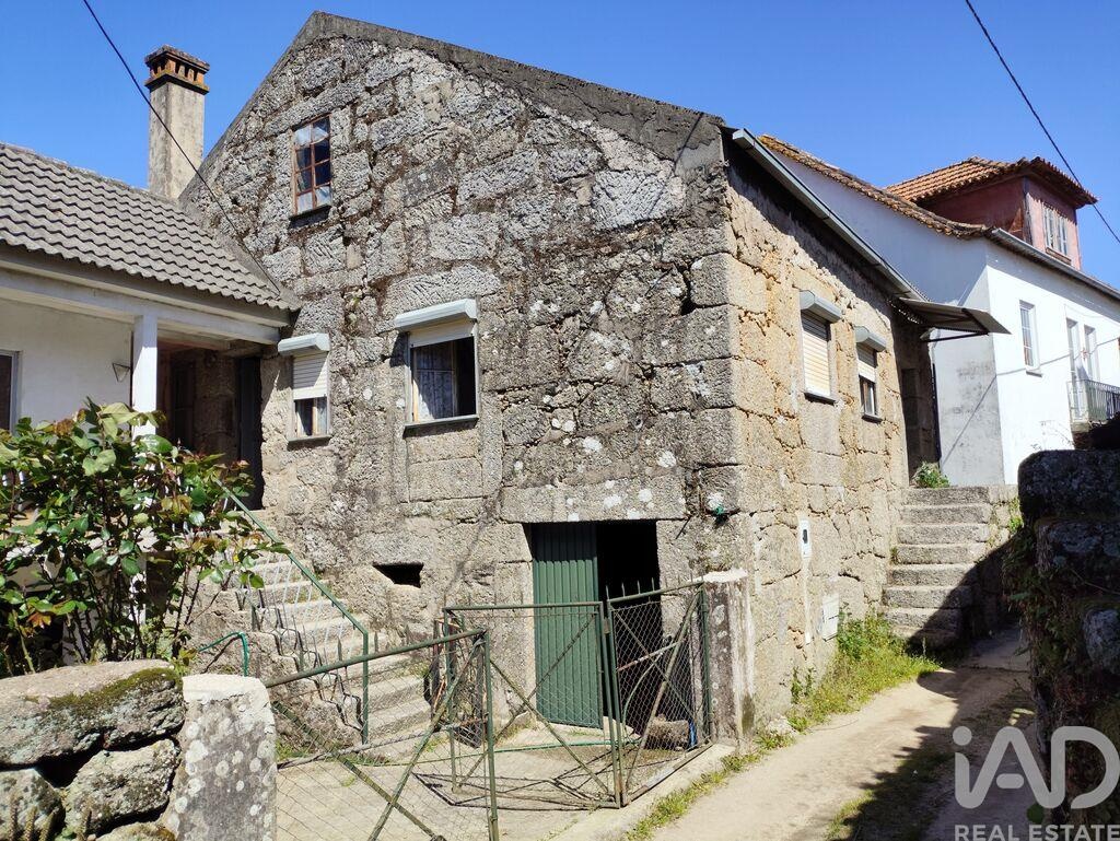 House in Midoes - view 1