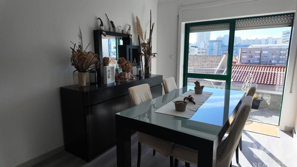 Apartment in Aver-o-Mar - Image 4