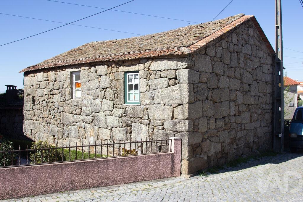 House in Lagos da Beira - Image 3
