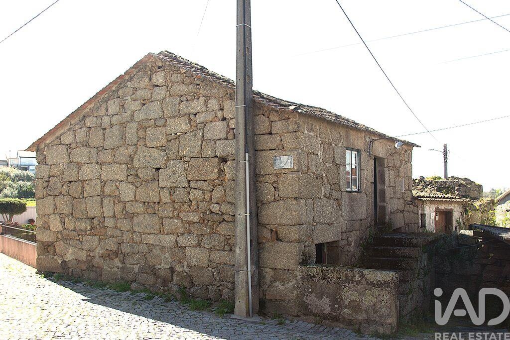 House in Lagos da Beira - Image 2