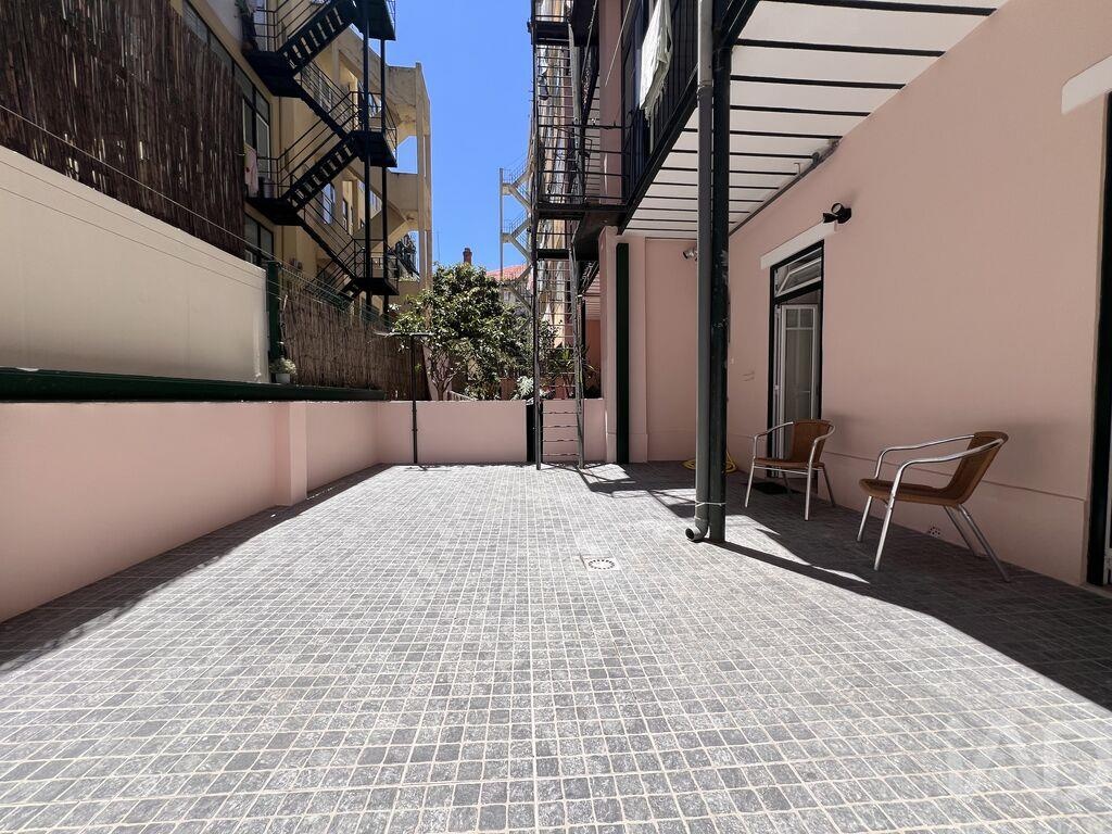 Apartment in Anjos - Image 3