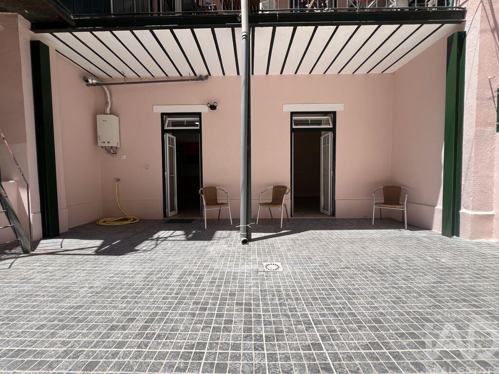 Apartment in Anjos - Image 4