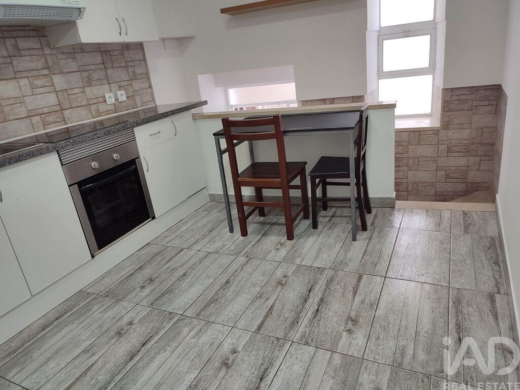 House in Coimbra - Image 3