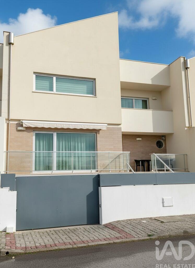 House in Gafanha da Boa Hora - view 1