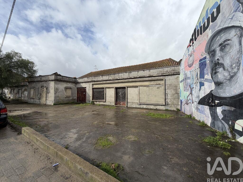 House in Benfica do Ribatejo - view 1