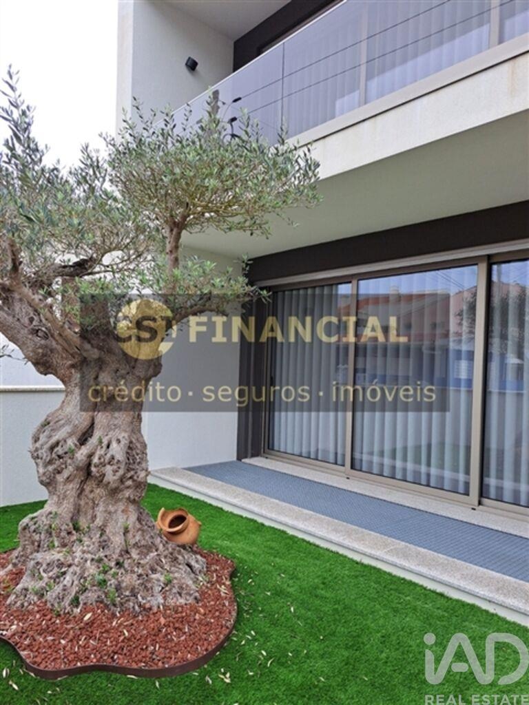 House in Esmoriz - view 1