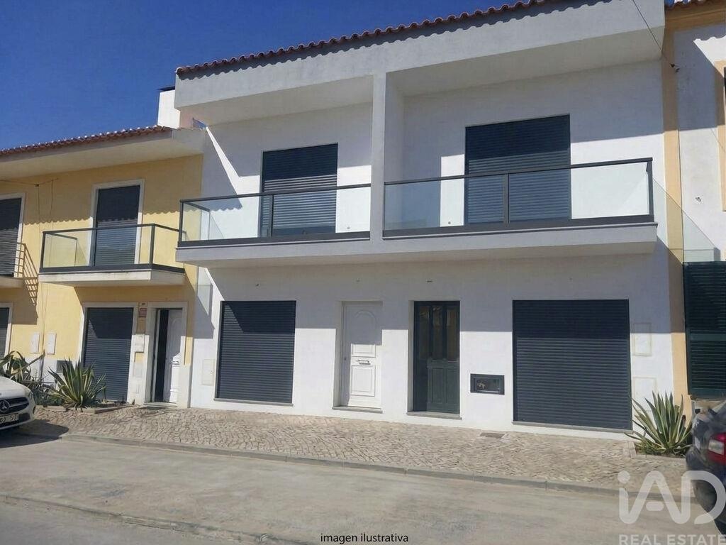 House in Quinta Do Conde - view 1