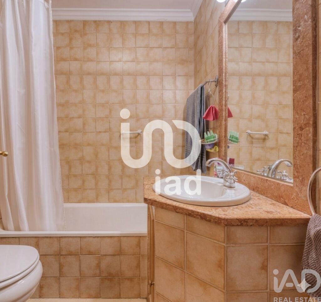 Apartment in Cascais - Image 4