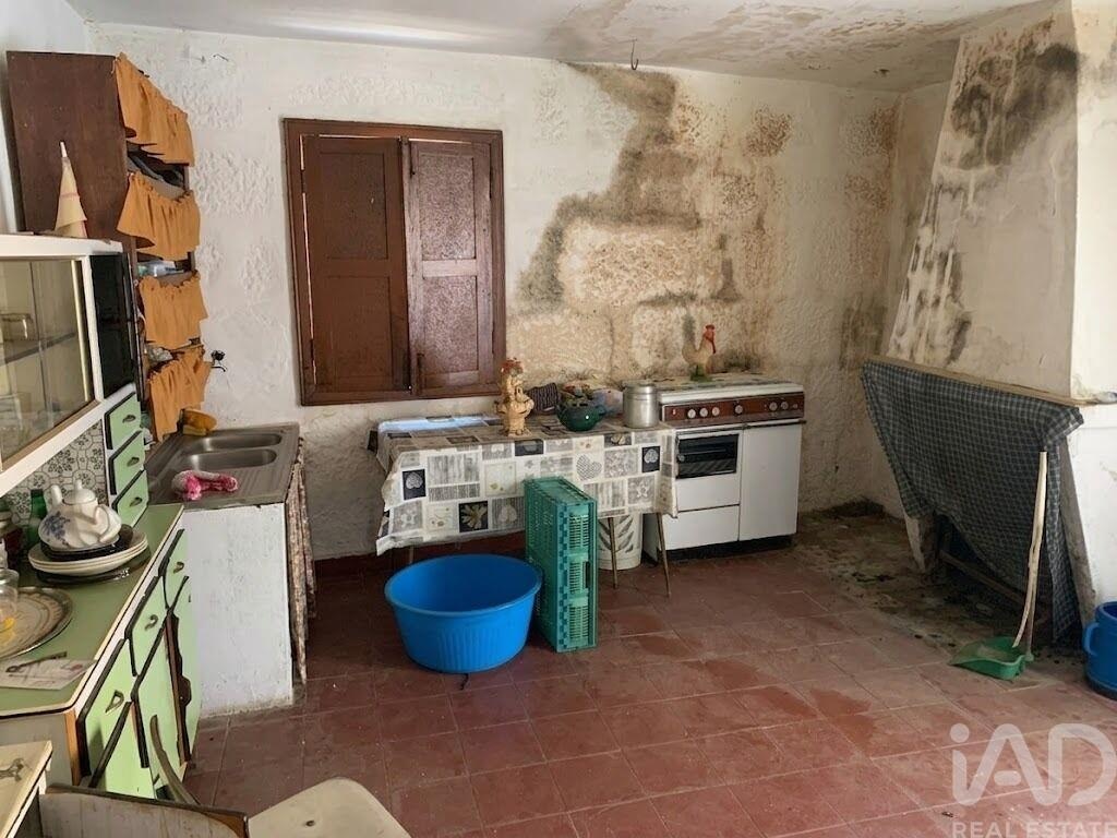 House in Sao Mamede de Ribatua - Image 3