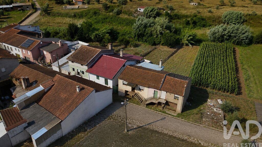 House in Podentes - Image 3