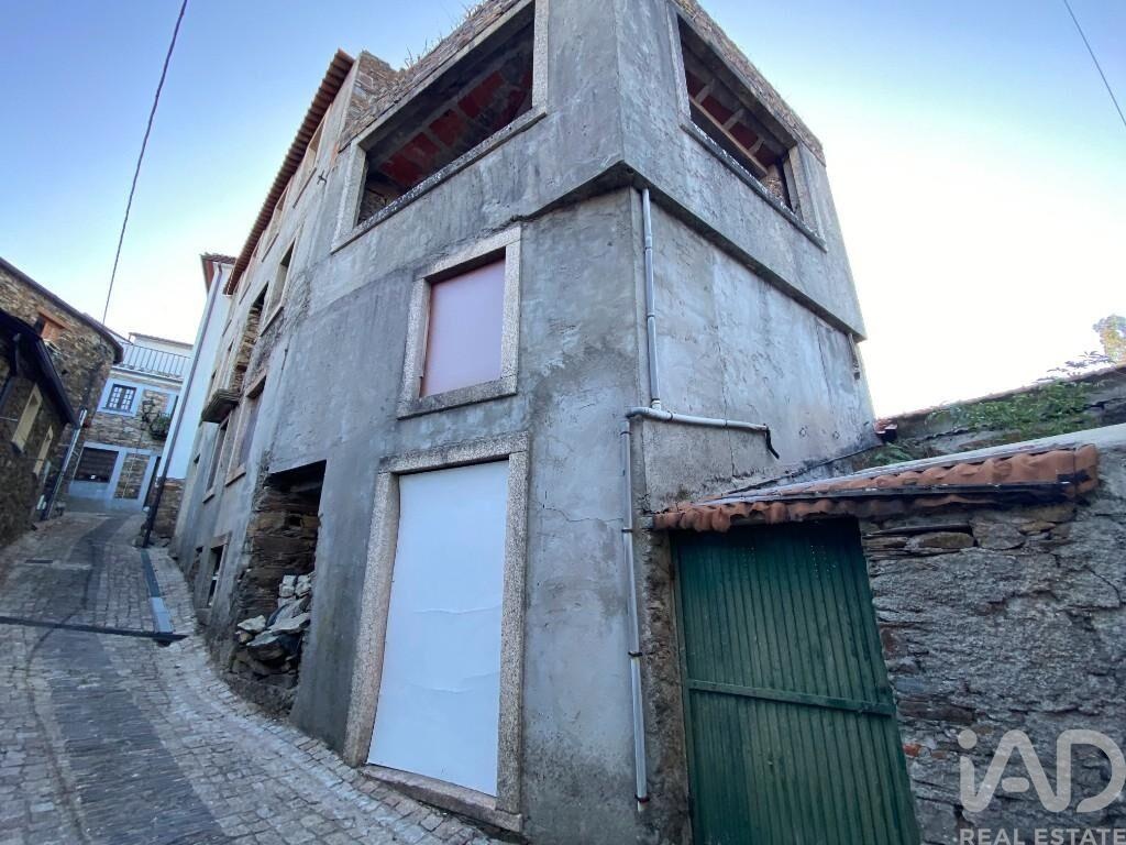 House in Fajao - view 1