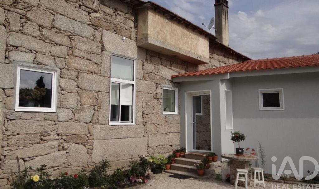 House in Sernancelhe - Image 2