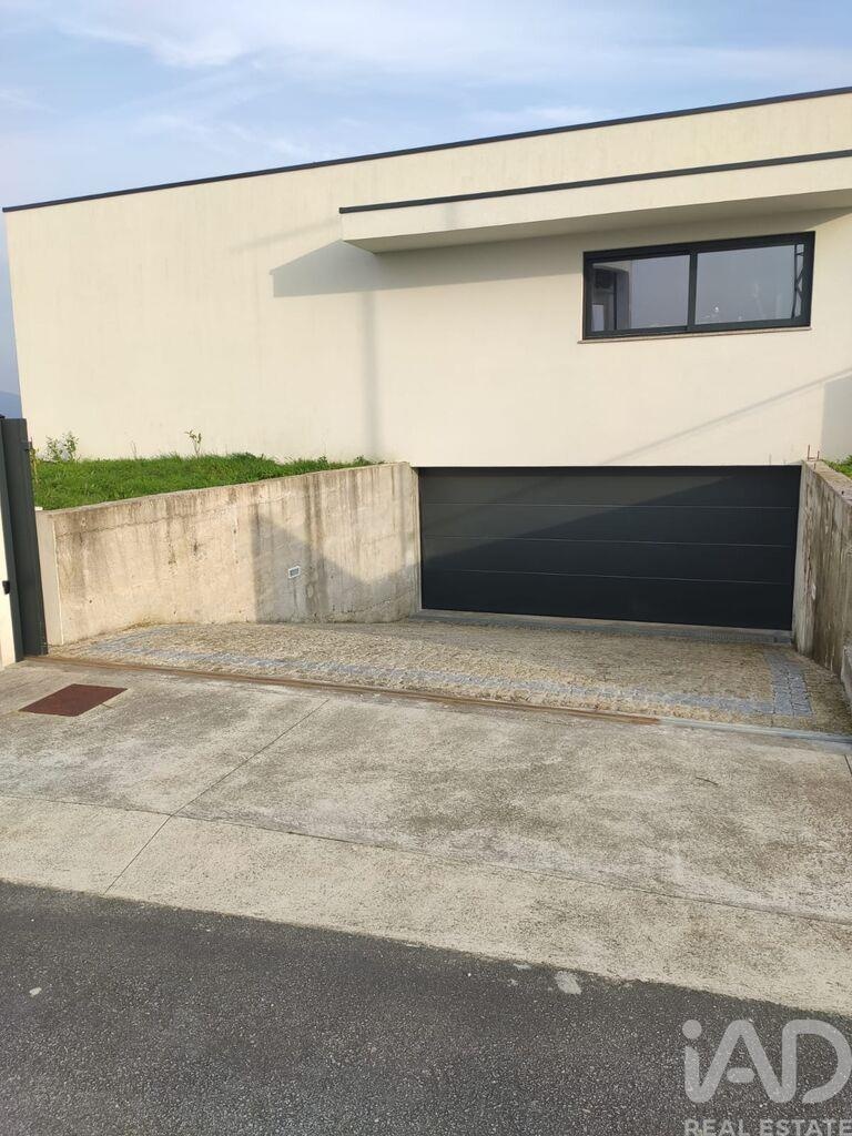 House in Ponte da Barca - Image 5