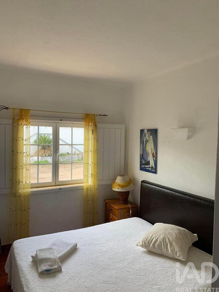 House in Montargil - Image 5