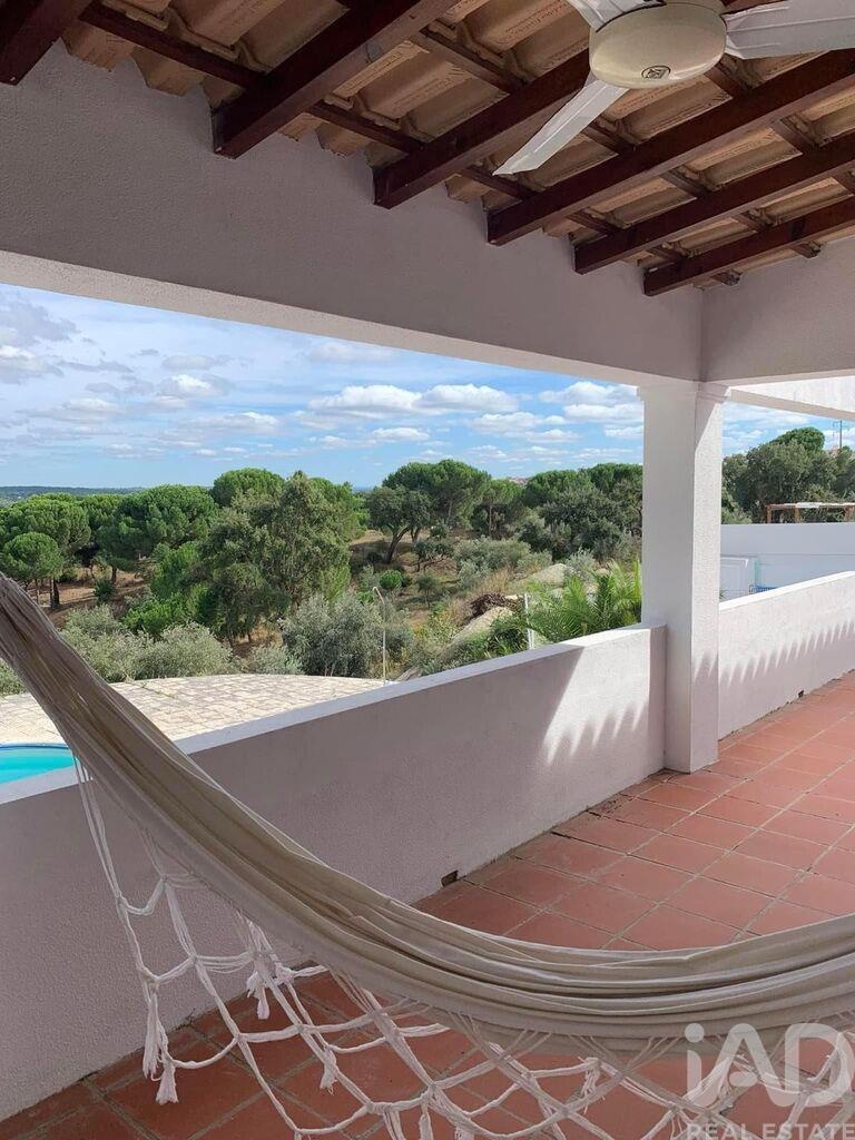 House in Montargil - view 1