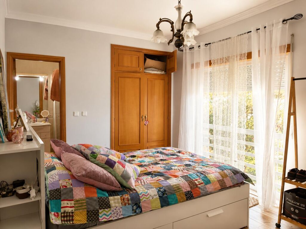 Apartment in Vila Franca de Xira - Image 5