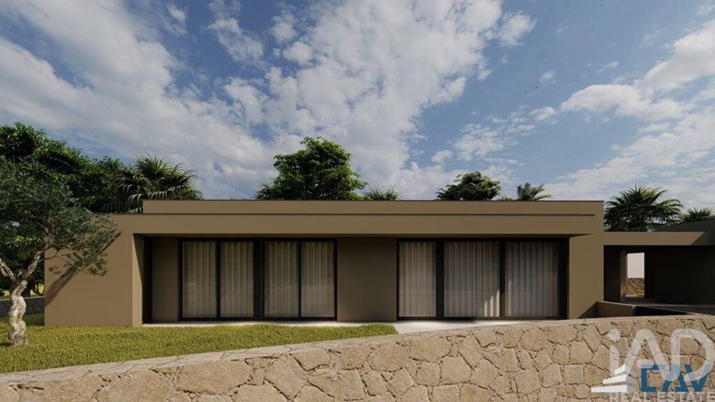 House in Vila Praia de Ancora - view 1