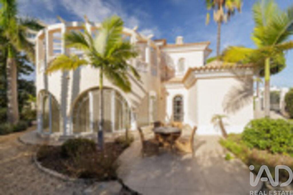 House in Almancil - Image 3