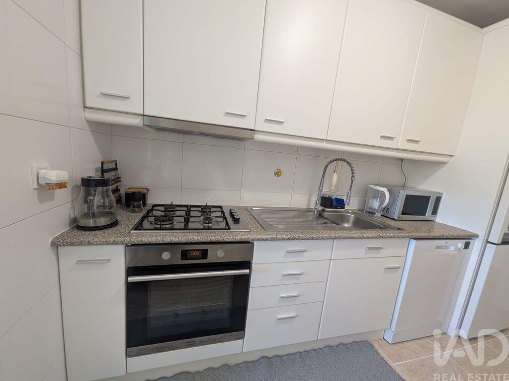 Apartment in Valongo - Image 4