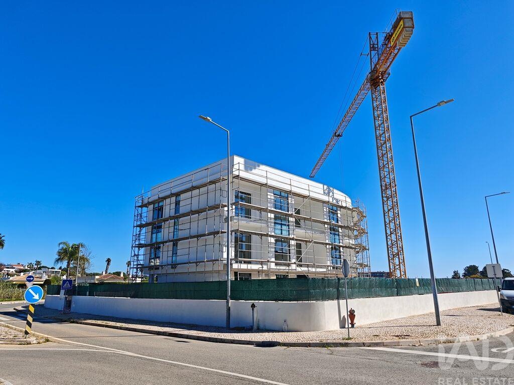 Apartment in Portelas - Image 2