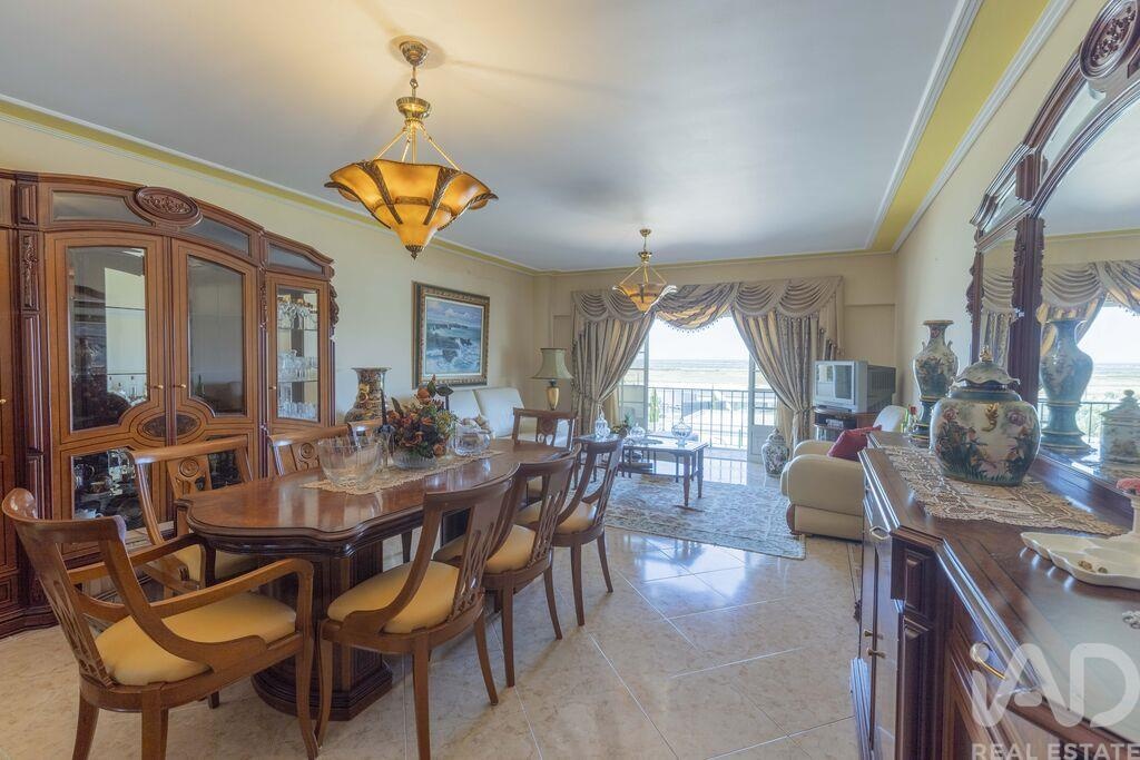 Apartment in Povoa de Santa Iria - view 1