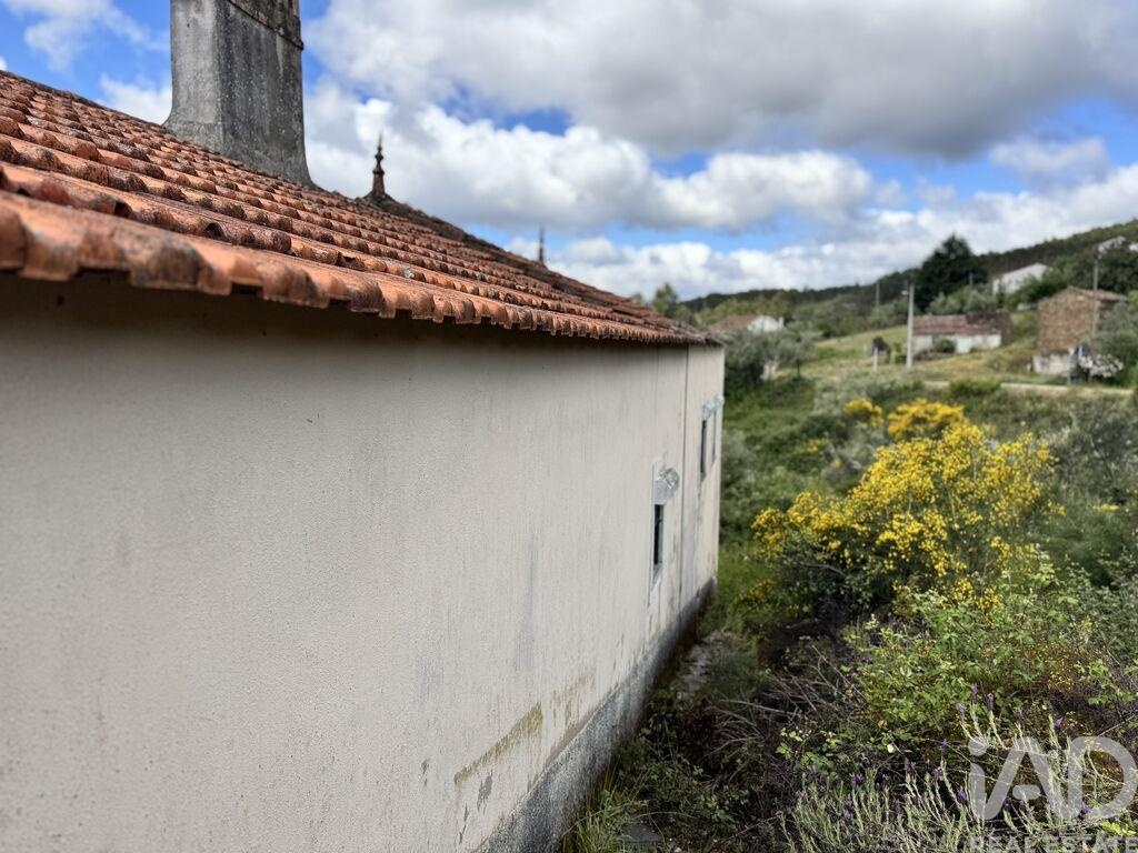House in Alvares - view 1
