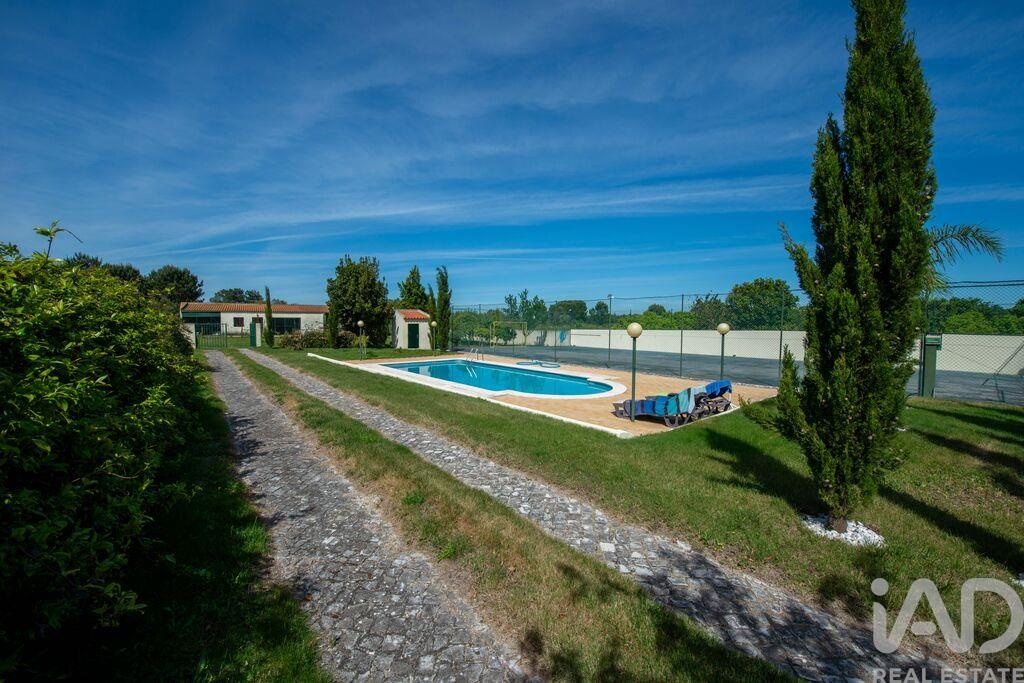 House in Quinta do Anjo - Image 2