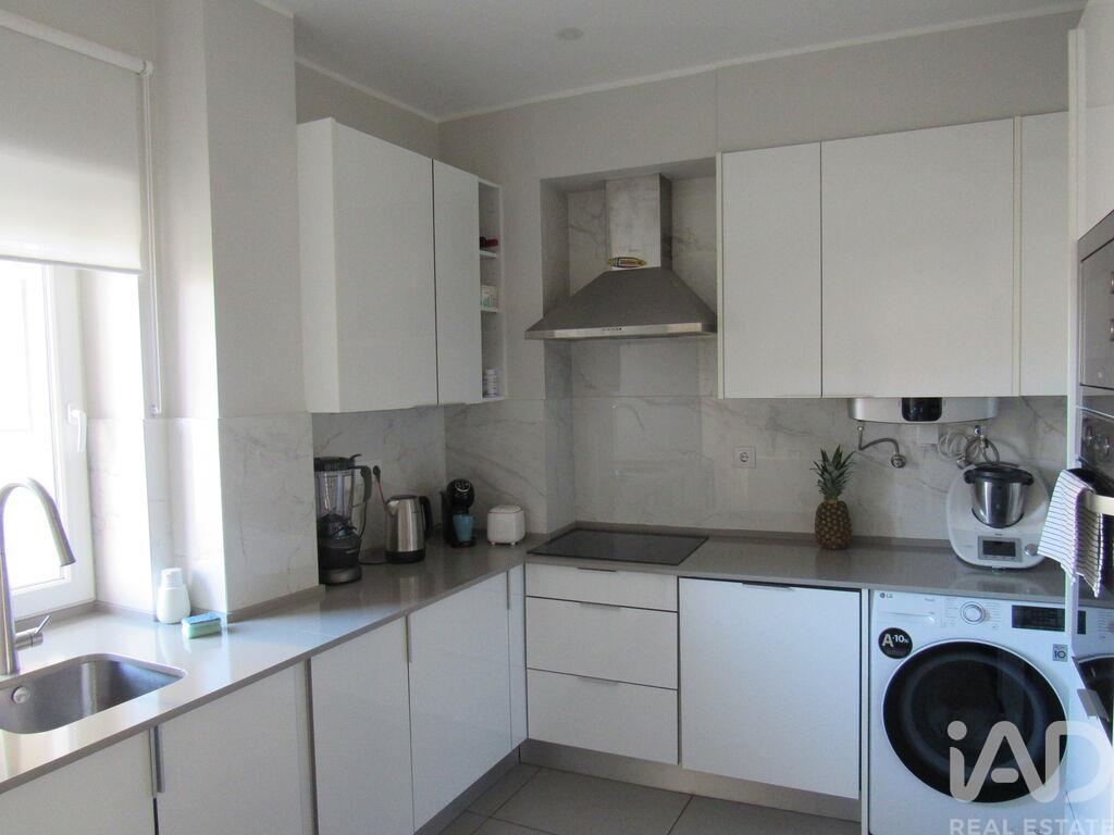 Apartment in Setubal (Sao Sebastiao) - Image 4