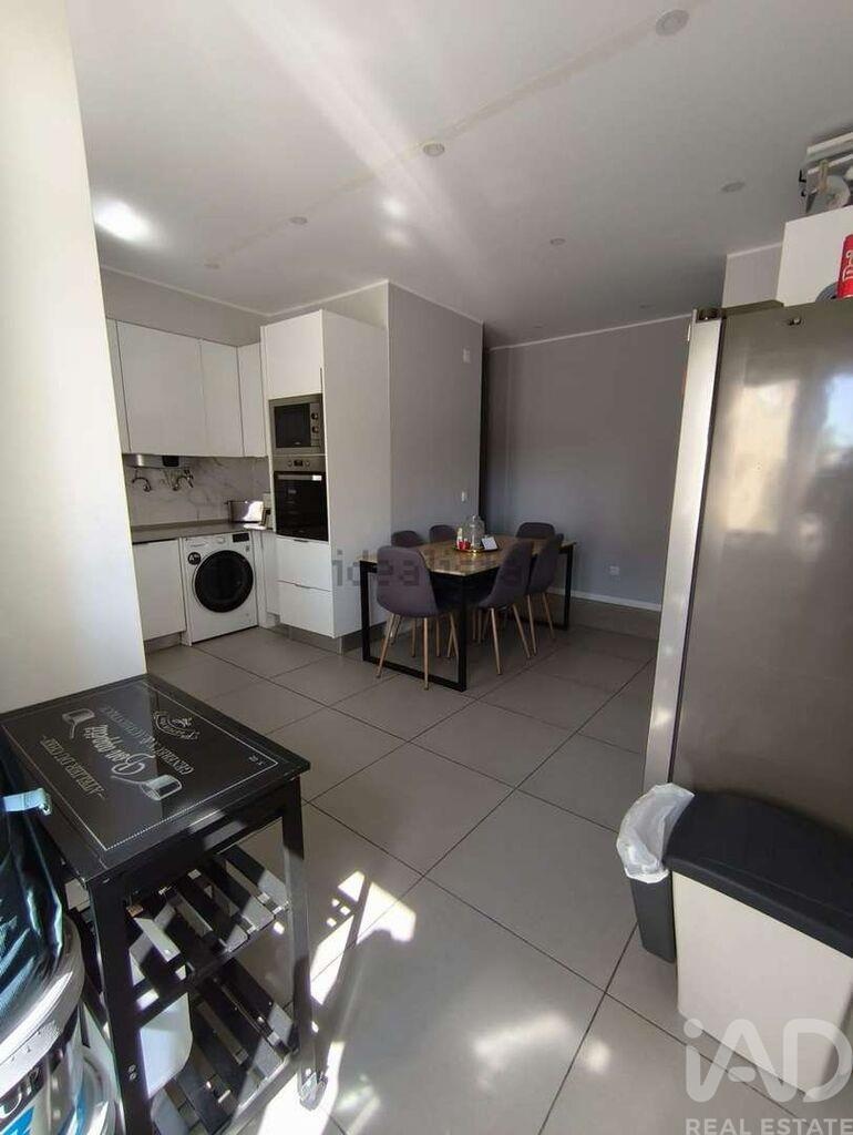 Apartment in Setubal (Sao Sebastiao) - Image 5