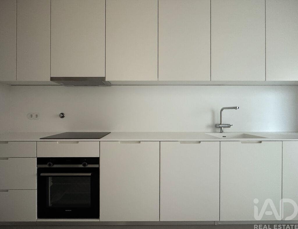 Apartment in Matosinhos - Image 3