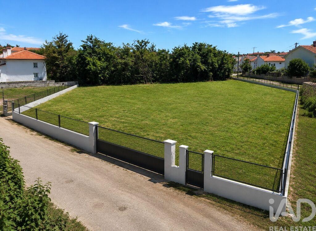 Land in Sao Joao das Lampas - Image 3