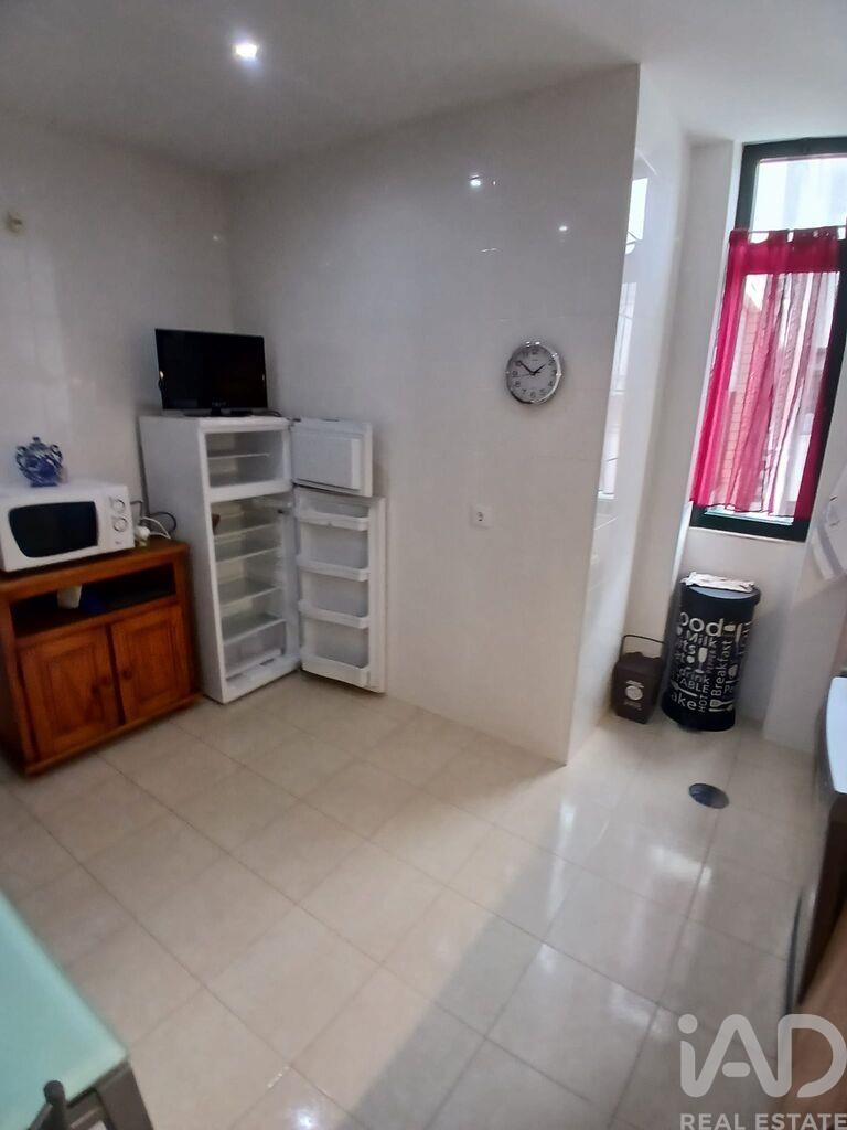 Apartment in Esmoriz - Image 4