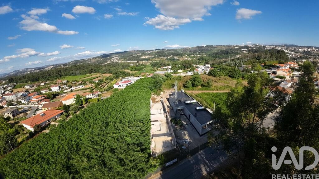 House in Penafiel - view 1