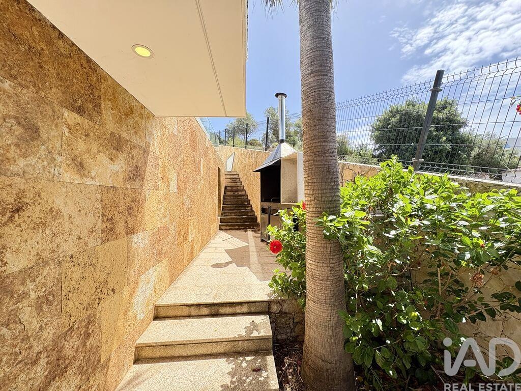 House in Lagoa - Image 4