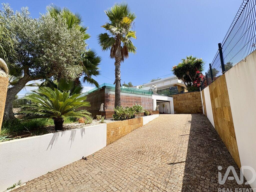 House in Lagoa - Image 2