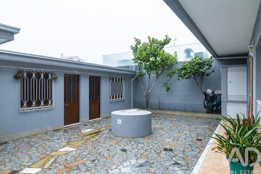 House in Sao Romao do Coronado - Image 4
