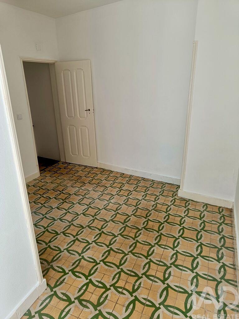 House in Estremoz (Santo Andre) - view 1