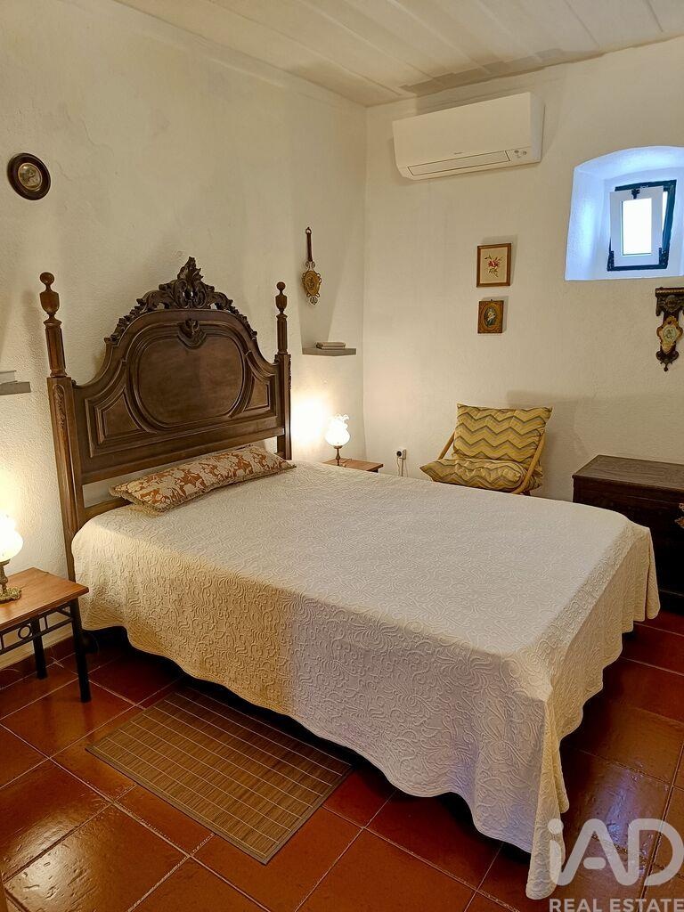 House in Estremoz (Santo Andre) - Image 5